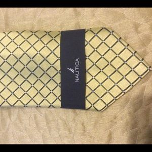 New Nautica tie